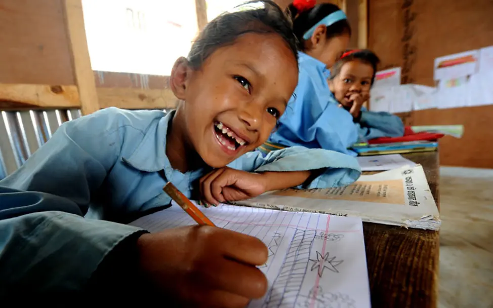 UNICEF macht Bildung möglich: Für alle Kinder Nepals! | © UNICEF/UNI199228/Karki Let us learn richtet sich vor allem an die benachteiligten Kinder Nepals