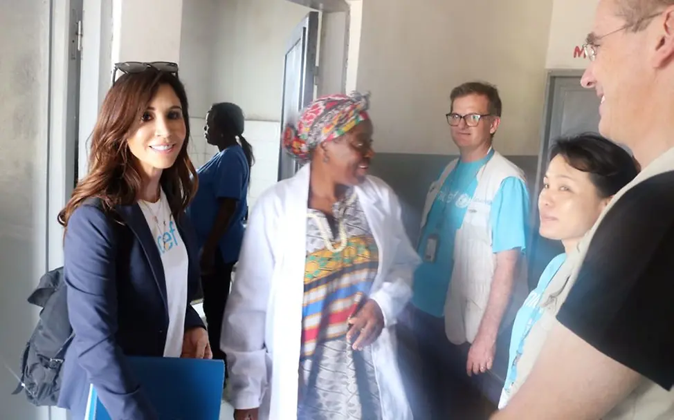 Tessa Page zu Besuch im Gesundheitszentrum von Mbangumbamu. © Tessa Page IMG-20181005-WA0032