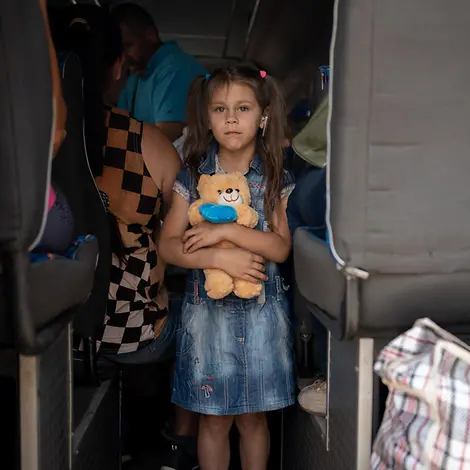 Evakuierung aus der Stadt Cherson nach der Zerstörung des Kachowka-Staudamms