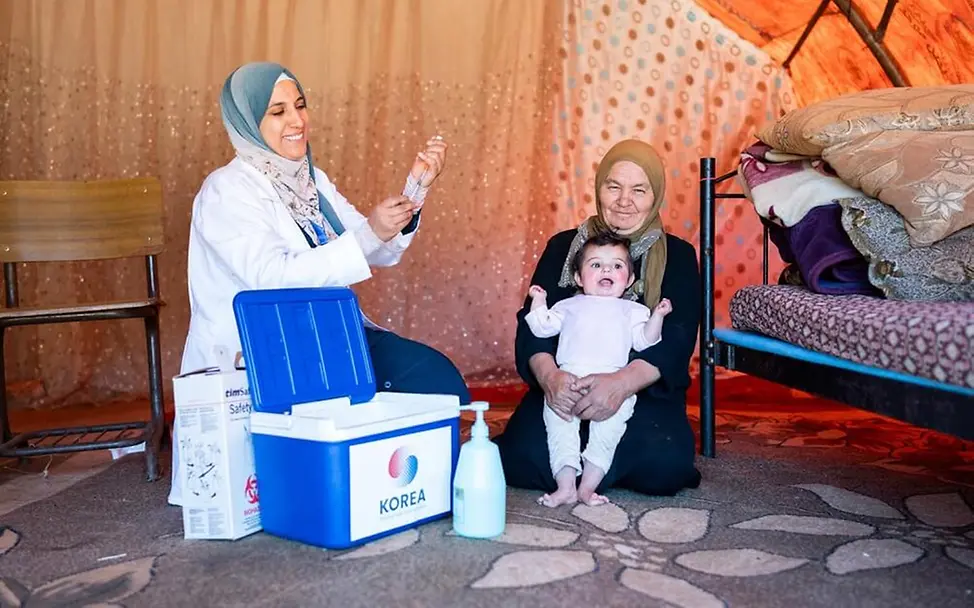 Masern: Ein Kind in Jordanien wird gegen Masern geimpft | © UNICEF/Al-Safadi Masern gefährlich: Ein Kind in Jordanien wird gegen Masern geimpft, um nicht angesteckt zu werden