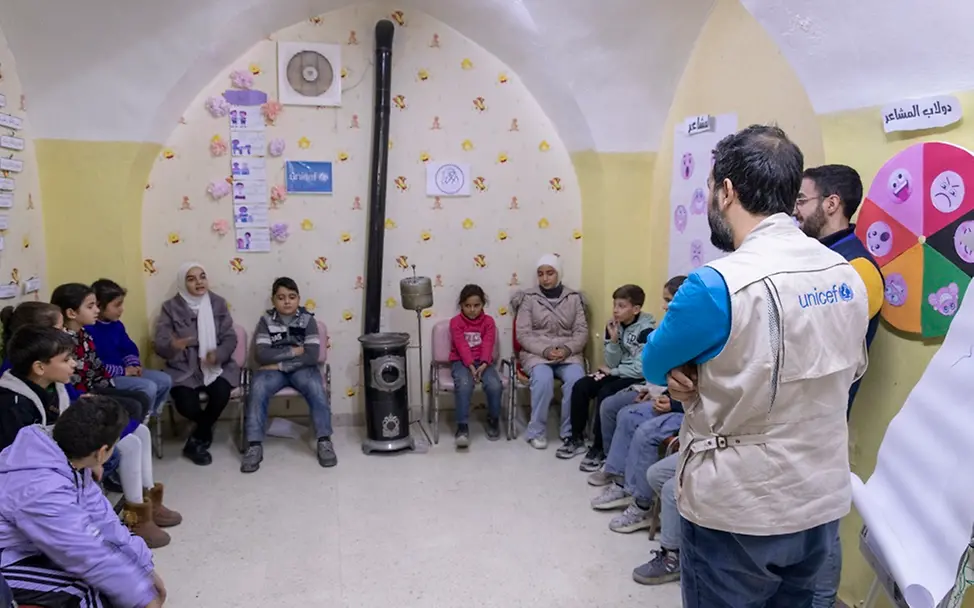 Kinder erhalten hier psychosoziale Unterstützung. | UNICEF/Yacoubian Mentale Gesundheit 2_UNI704142