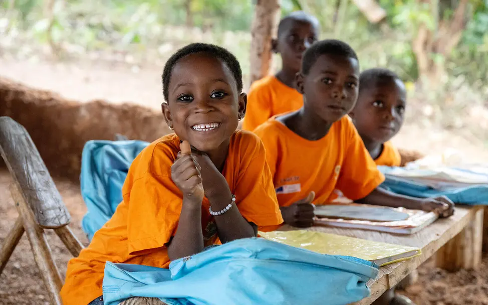 Kinderarbeit weltweit: Kinder in der Elfenbeinküste nehmen an einem Bildungsprogramm von UNICEF teil | © UNICEF/Dejongh Kinderarbeit weltweit: Kinder in der Elfenbeinküste nehmen an einem Bildungsprogramm von UNICEF teil
