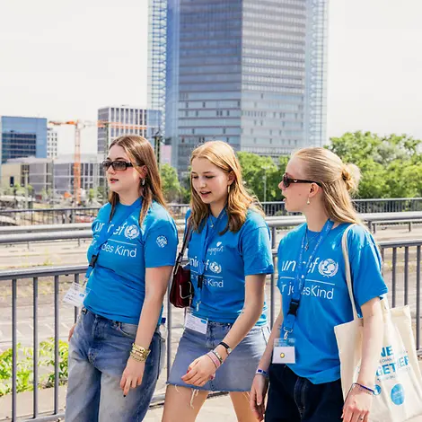 Teilnehmende des UNICEF-YouthFestivals in Mannheim. Die Stadt trägt seit Januar 2023 das Siegel “Kinderfreundliche Kommune”. © UNICEF/Stroisch Kinderfreundliche Kommunen: Jugendliche in Mannheim