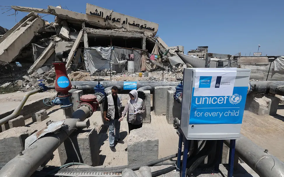 Instandsetzung eines Brunnens in Gaza-Stadt | © UNICEF/UN0906365/Ba Gaza Kinder: Instandsetzung eines Brunnens in Gaza-Stadt